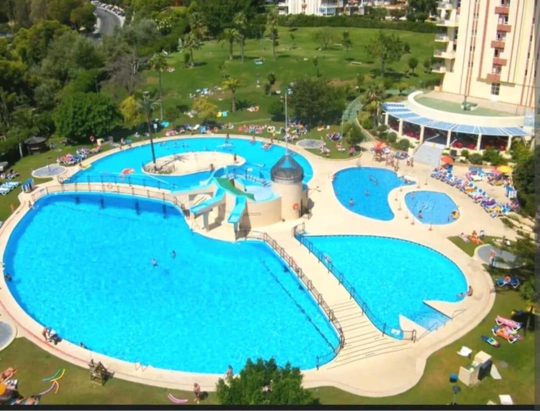 Апартаменти Minerva Holidays Estudio En Бенальмадена Екстер'єр фото